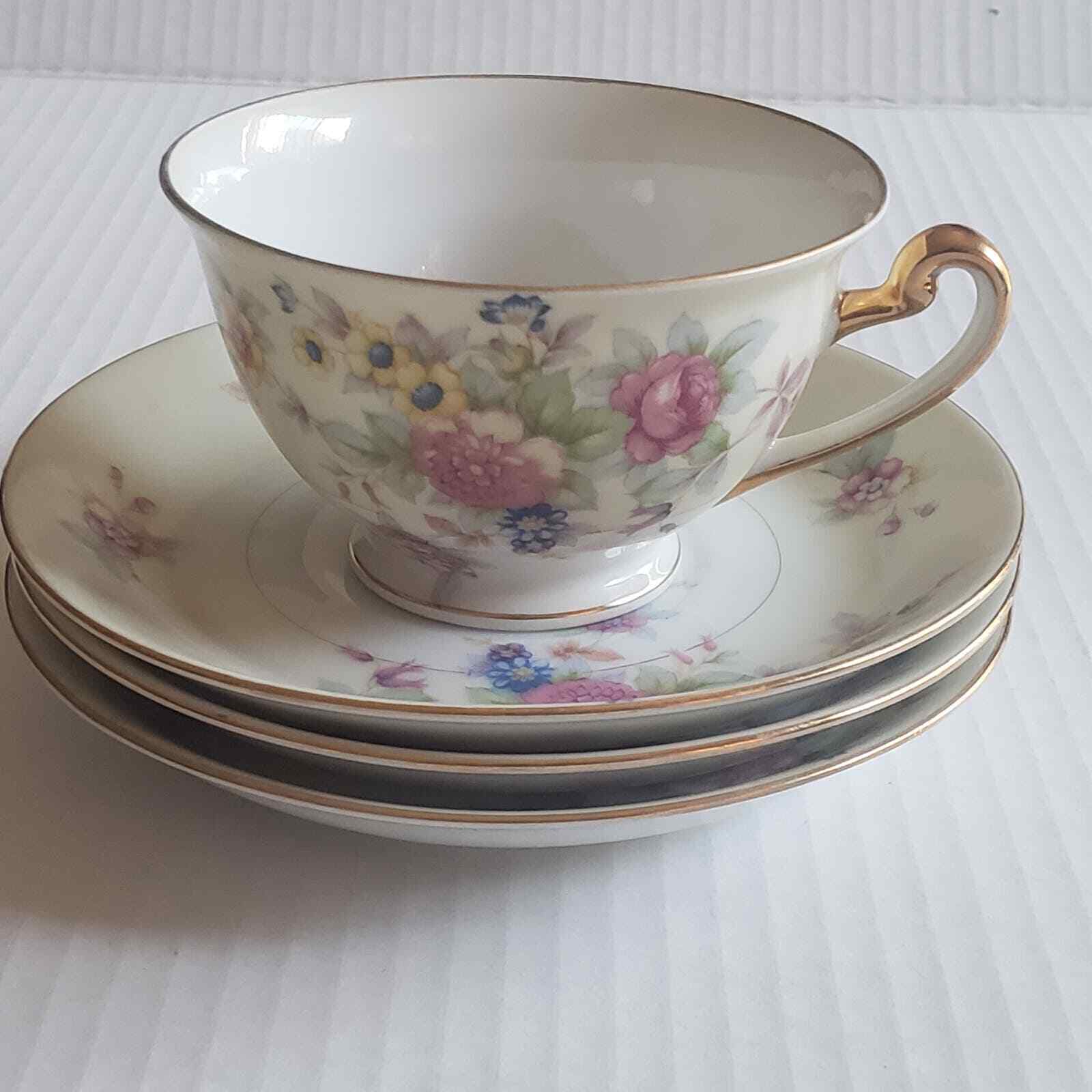 Royal China Japan RCJ19 Vtg 1 Footed Cup & 3 Saucer Floral Bouquets On Rim