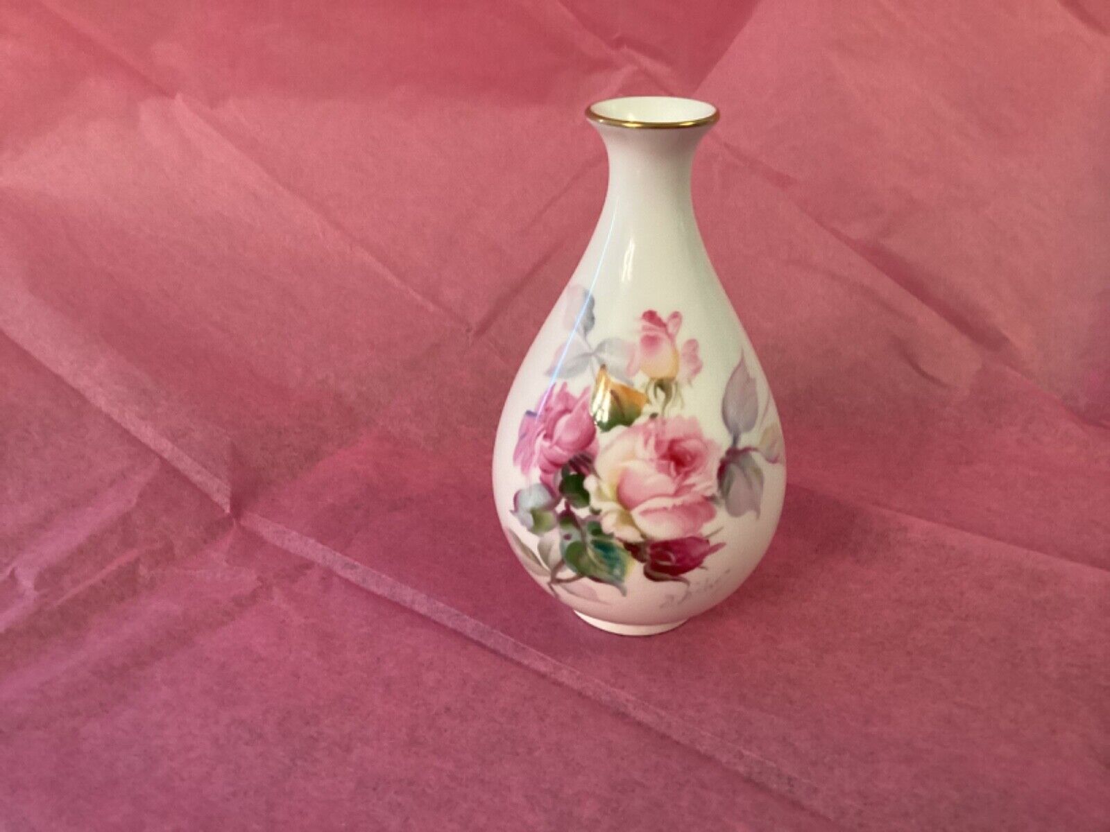 Vintage Stunning Noritake Nippon Small Pink Rose Bud Vase 4.5”