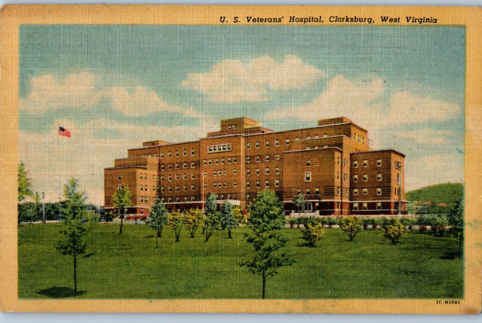 1954 Vintage Postcard US Veterans\' Hospital Clarksburg West Virginia US Flag
