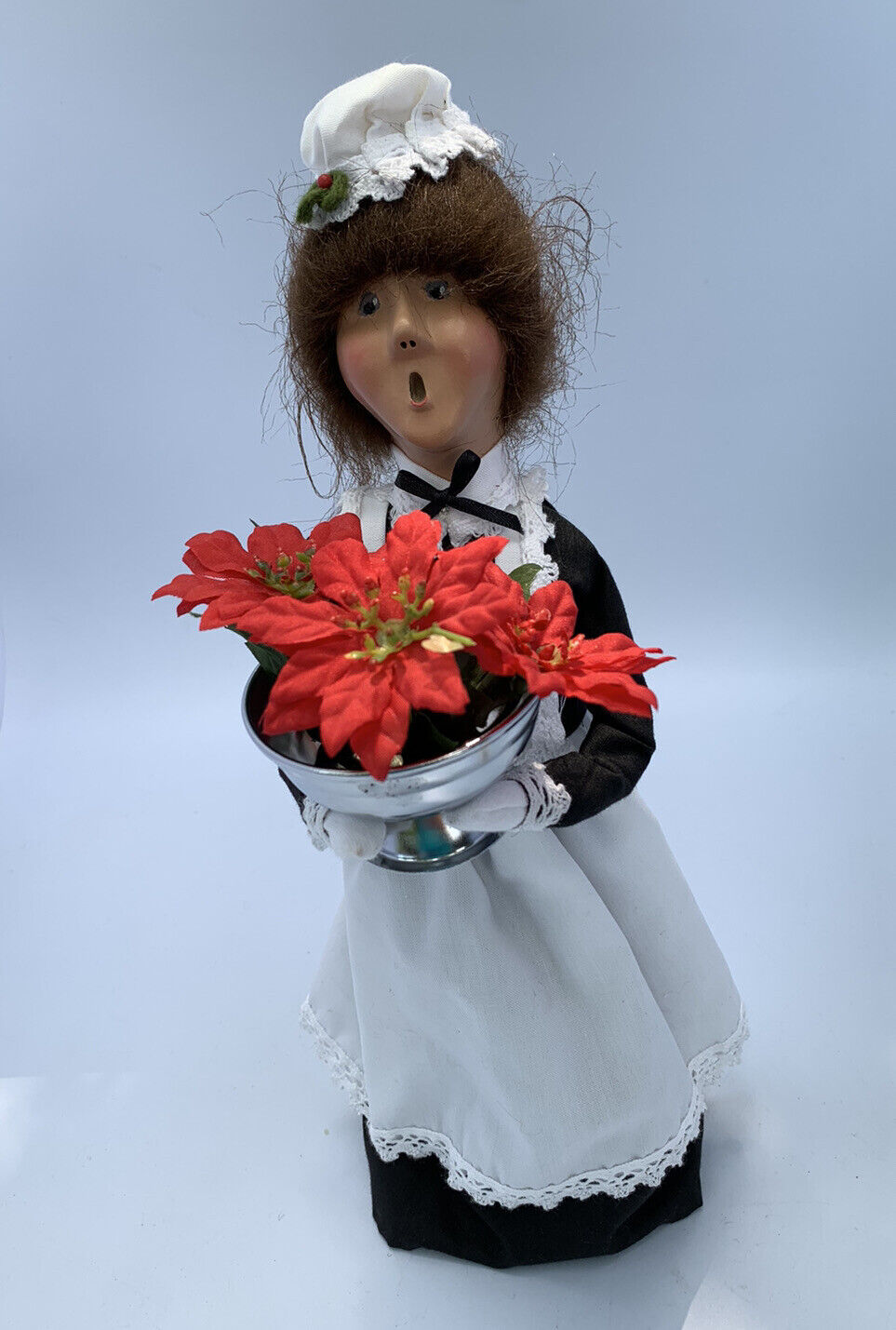 Byers Choice Carolers Maid 1999 Holding Bowl of Poinsettia Flowers