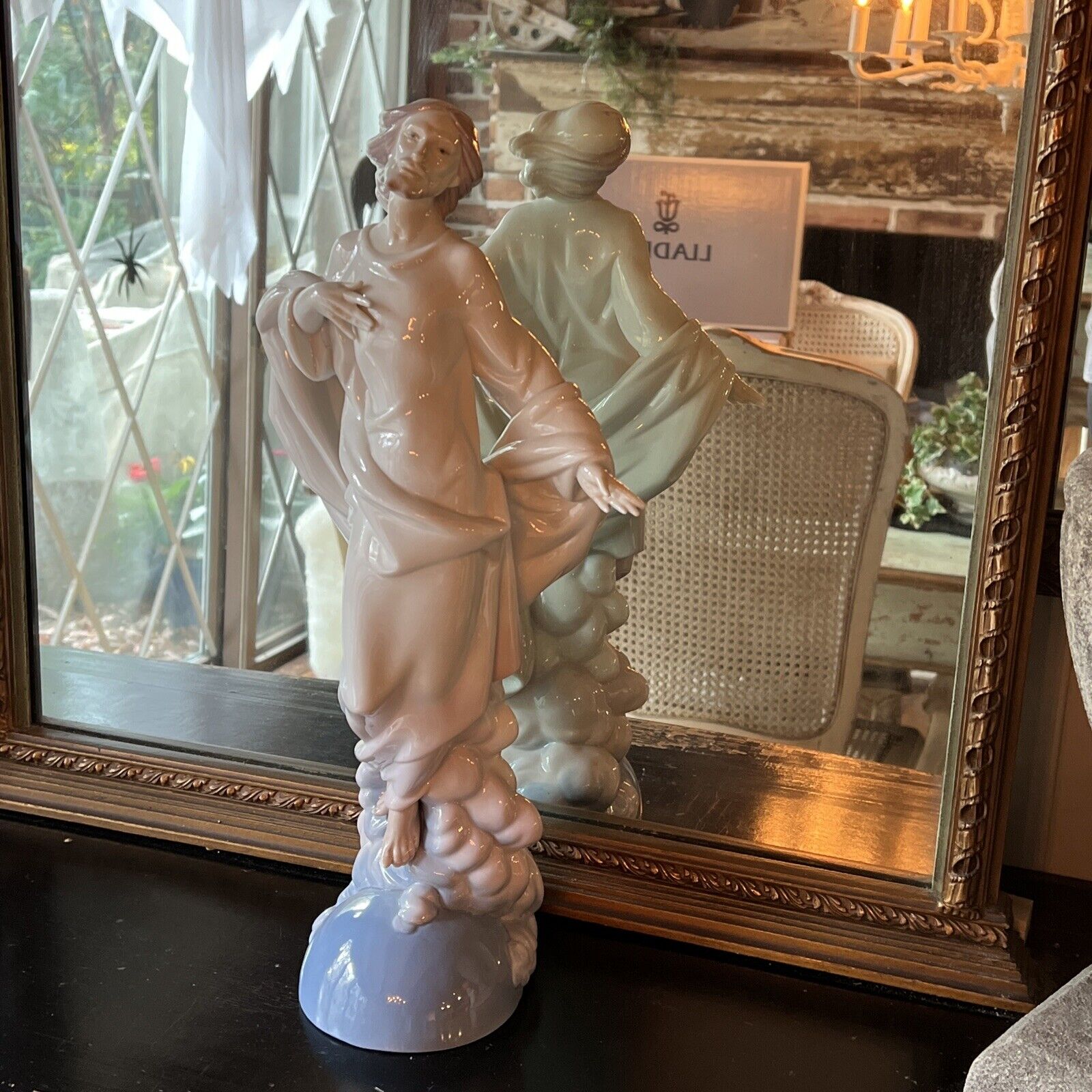 LLADRO THE ASCENSION JESUS WITH MATCHING BOX- VERY RARE