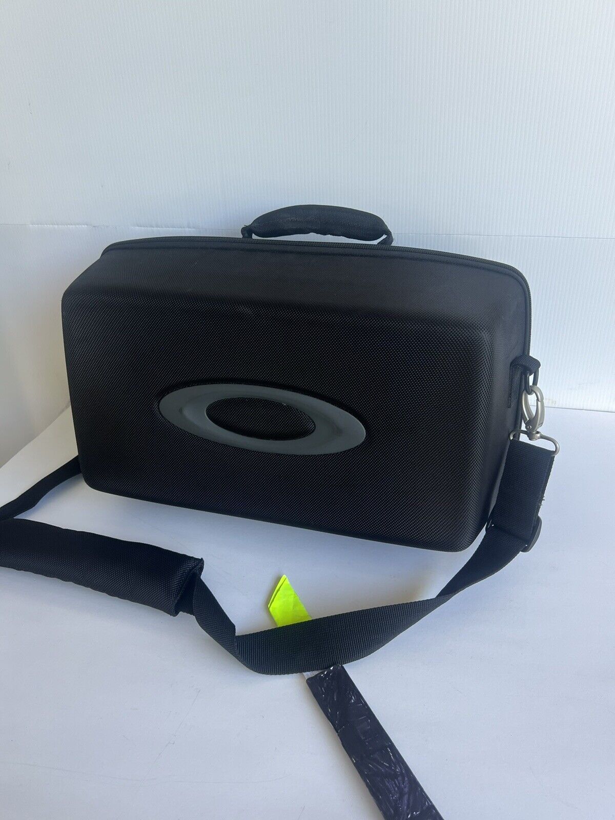 Oakley Sunglasses Sales Rep Carry Case Bag With Shoulder Strap