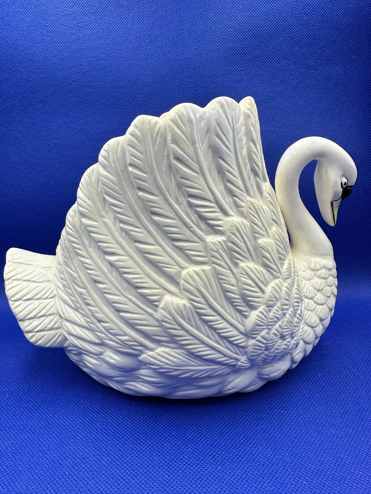 Vintage Porcelain White Swan Planter 7\