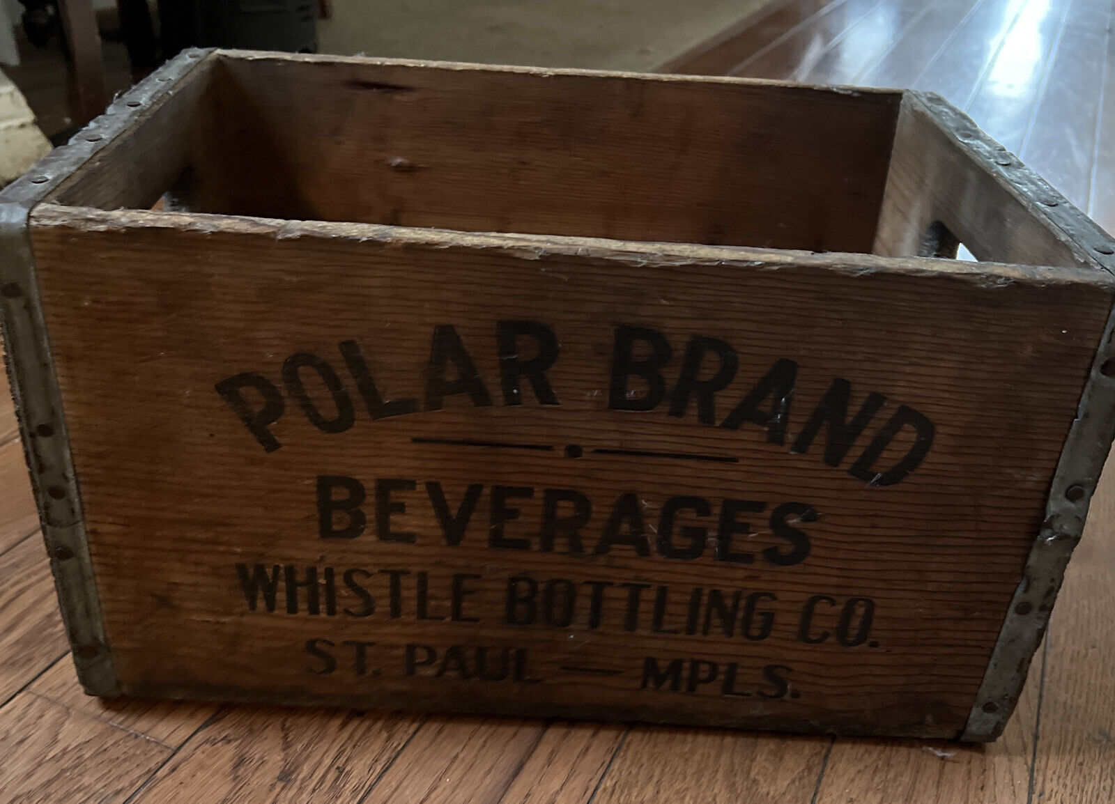 Vintage Polar Brand Beverages Whistle Bottling Co St Paul MPLS Wood Box Crate