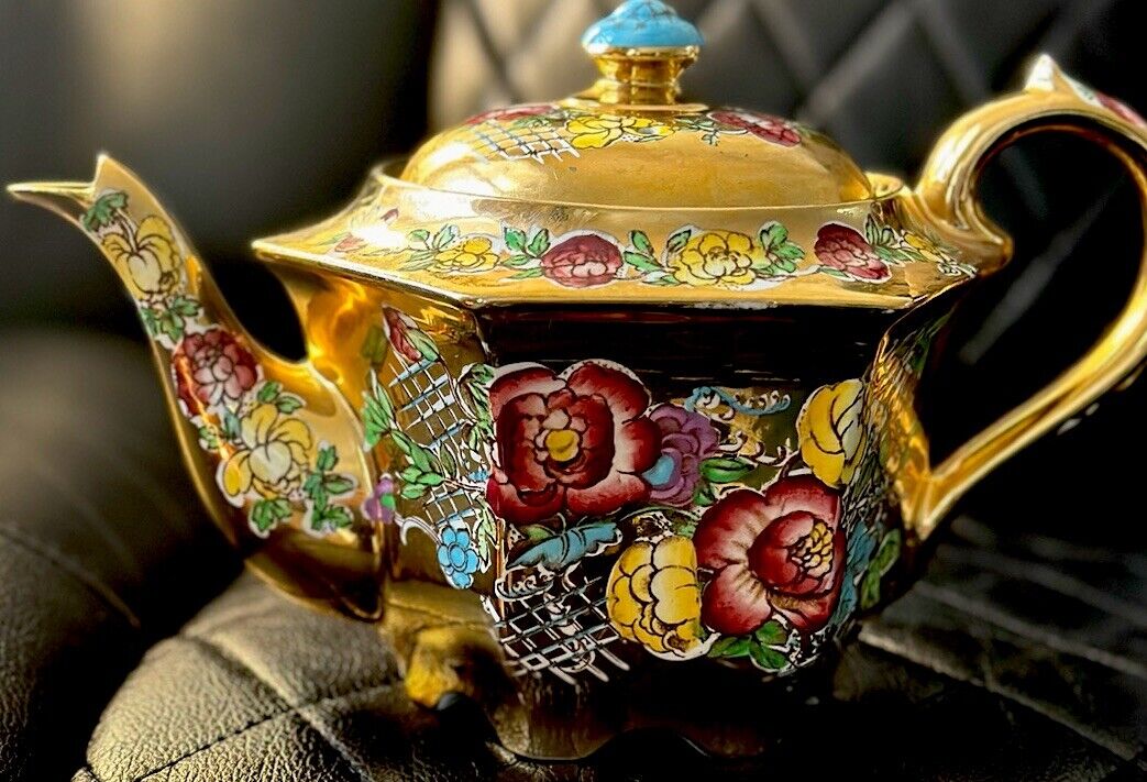 RARE VTG Sadler 1664C Lustrous Gold Gilt Roses  Floral Hexagon Teapot Excel Cond