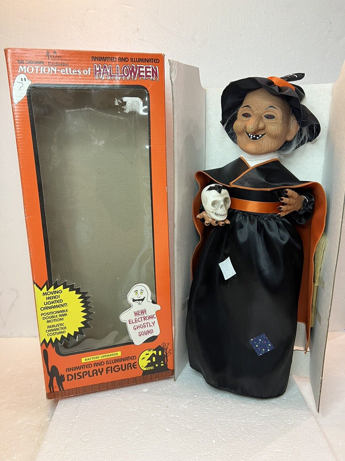 The Original Telco Motionettetes of Halloween Witch Sounds And Lights Up Only