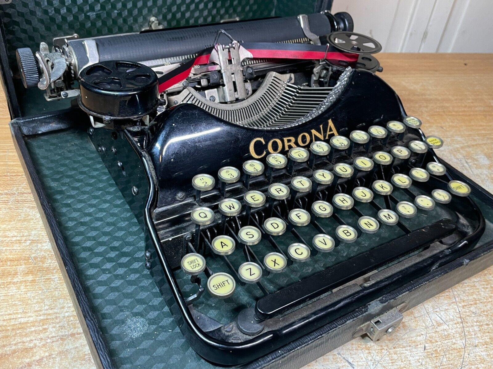 1926 Corona Four Antique Portable Typewriter Working w New Ink & Case