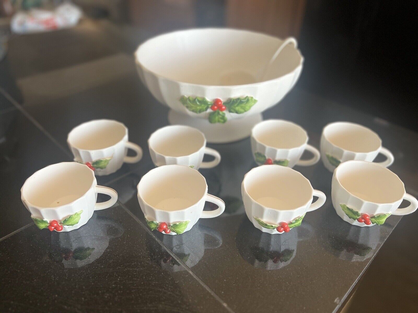Vintage 1962 HOLT Holly Berry Christmas Footed Punch Bowl , Ladle, and 8 Cups