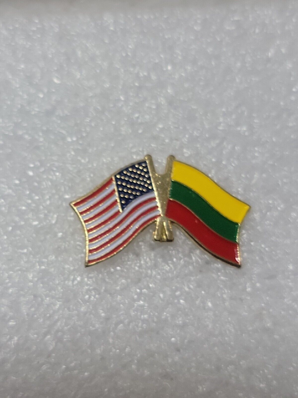 USA American Lithuania Friendship Flag Enamel Lapel Pin Single Clutch Back