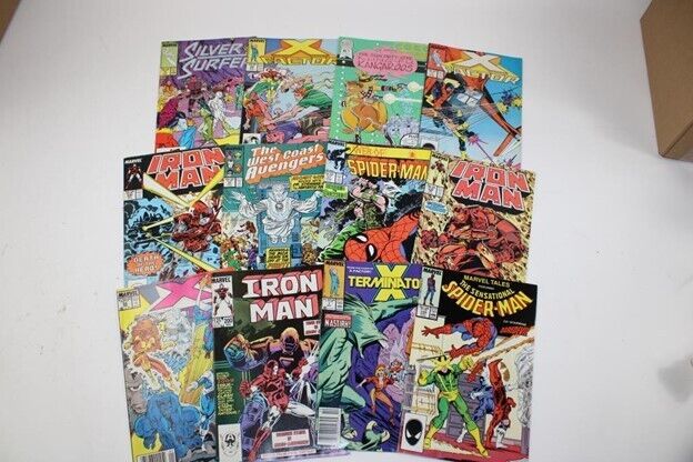 LARGE LOT OF (25) COMIC BOOKS. MAINLY MARVEL & DC. ALL BAGGED 