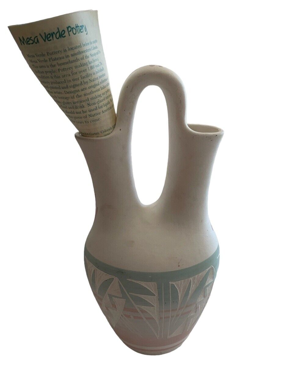 Vintage Native American Navajo Folk Art  Mesa Verde Pottery Wedding Vase Signed