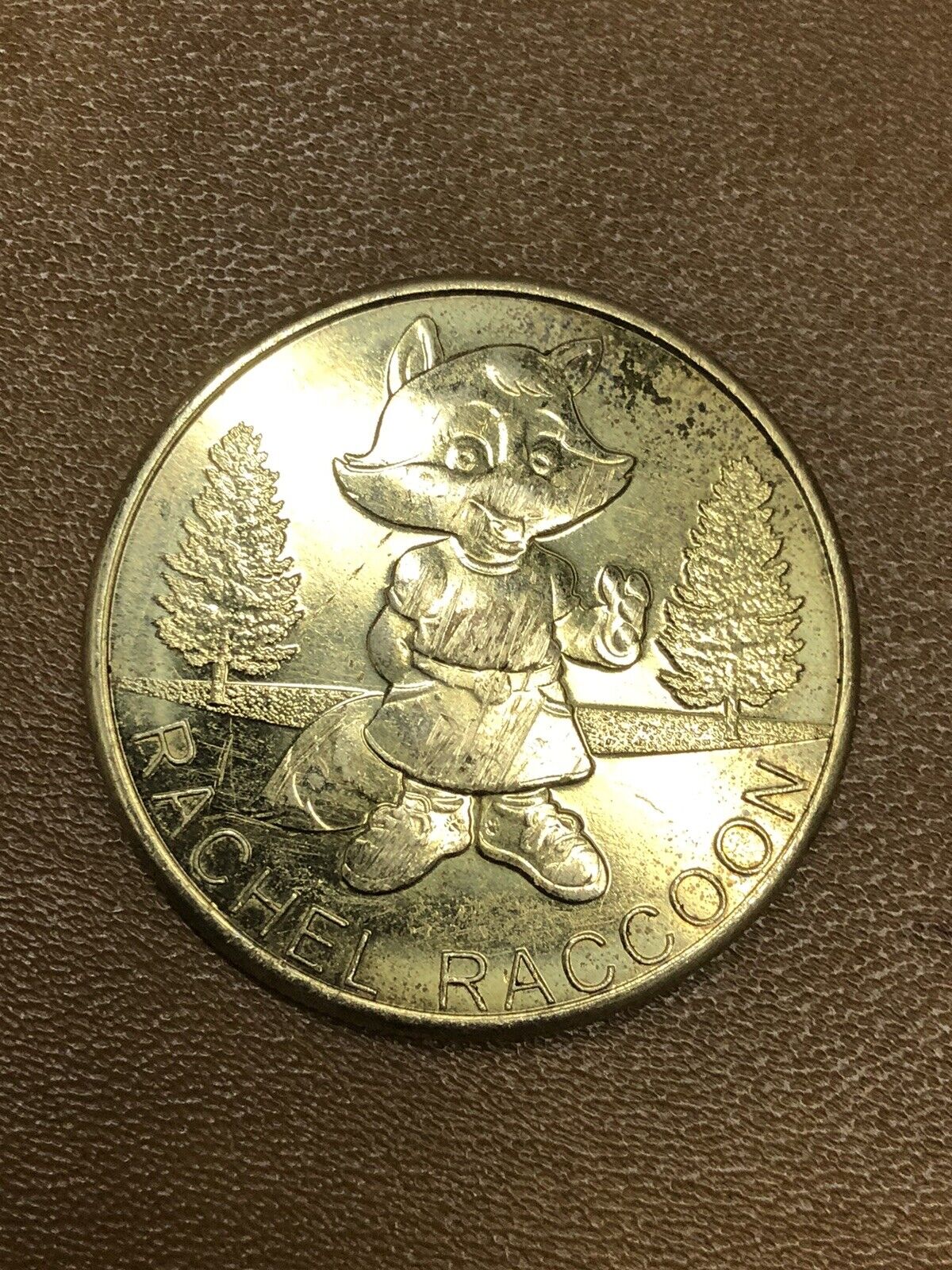 Large Rachel Raccoon Coin Token Great Wolf Lodge Fitchburg Massachusetts Rare
