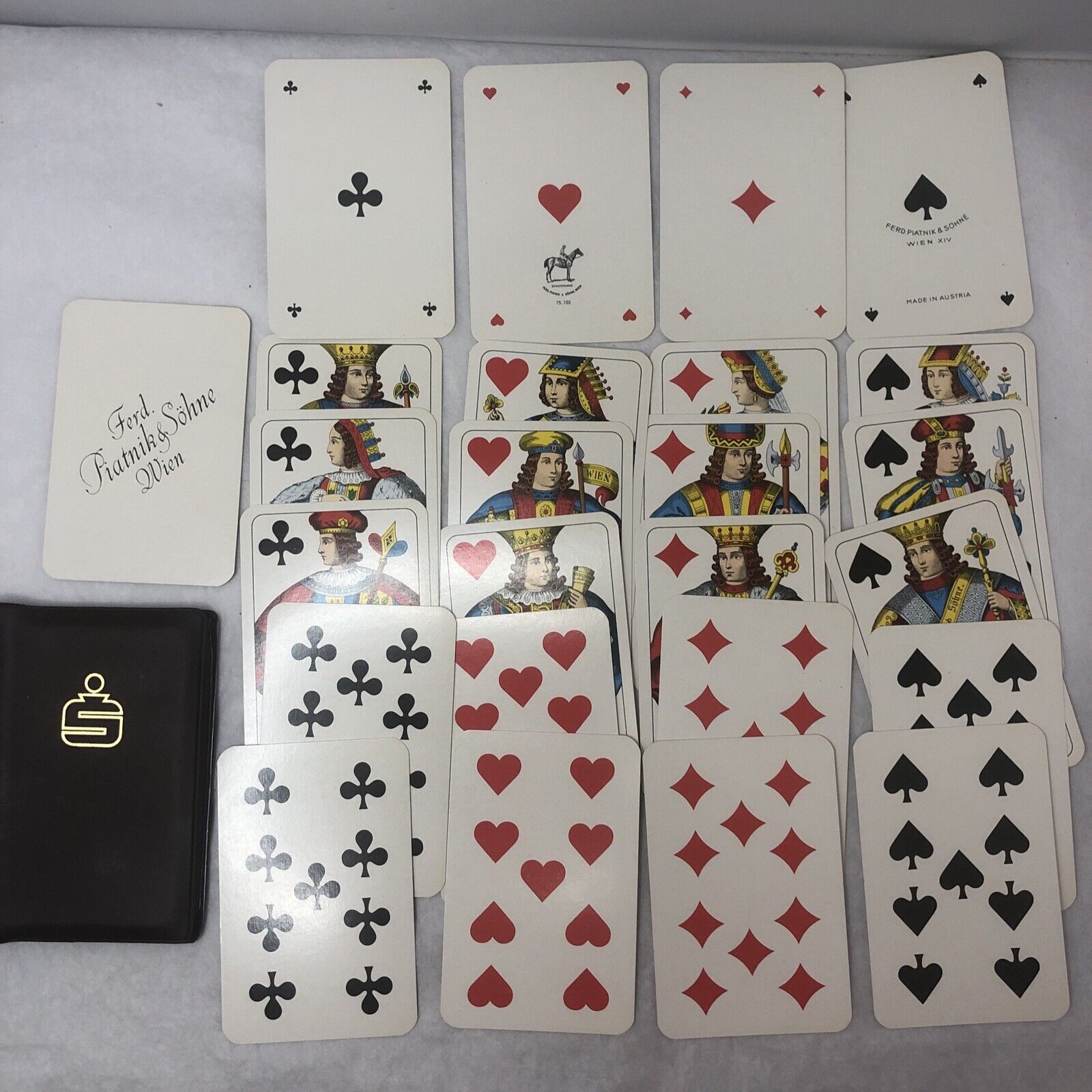 ANTIQUE FERD PIATNIK & SON WIEN PLAYING CARDS 24 Cards Deck W/ Case
