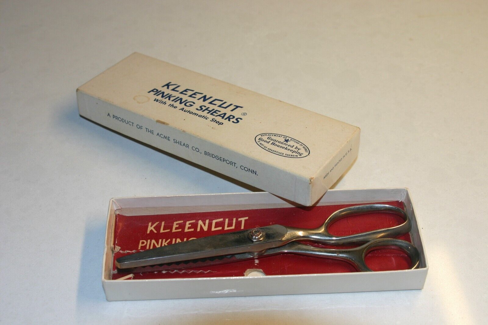 Vintage Kleencut Pinking Shears Fabric Scissors with Automatic Stop Original Box