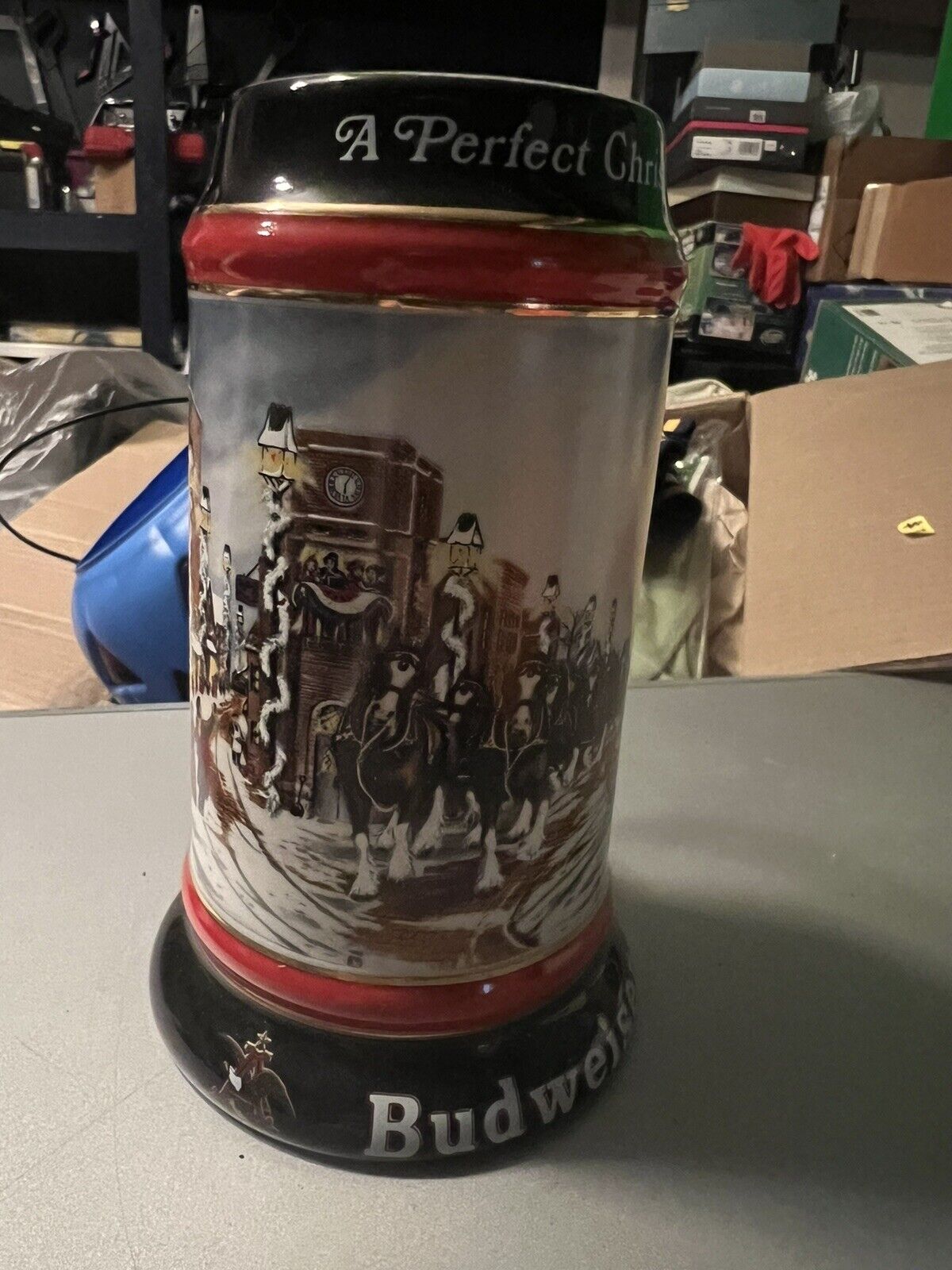 Vintage 1992 Anheuser Busch BUDWEISER Holiday Beer Mug Stein Clydesdales