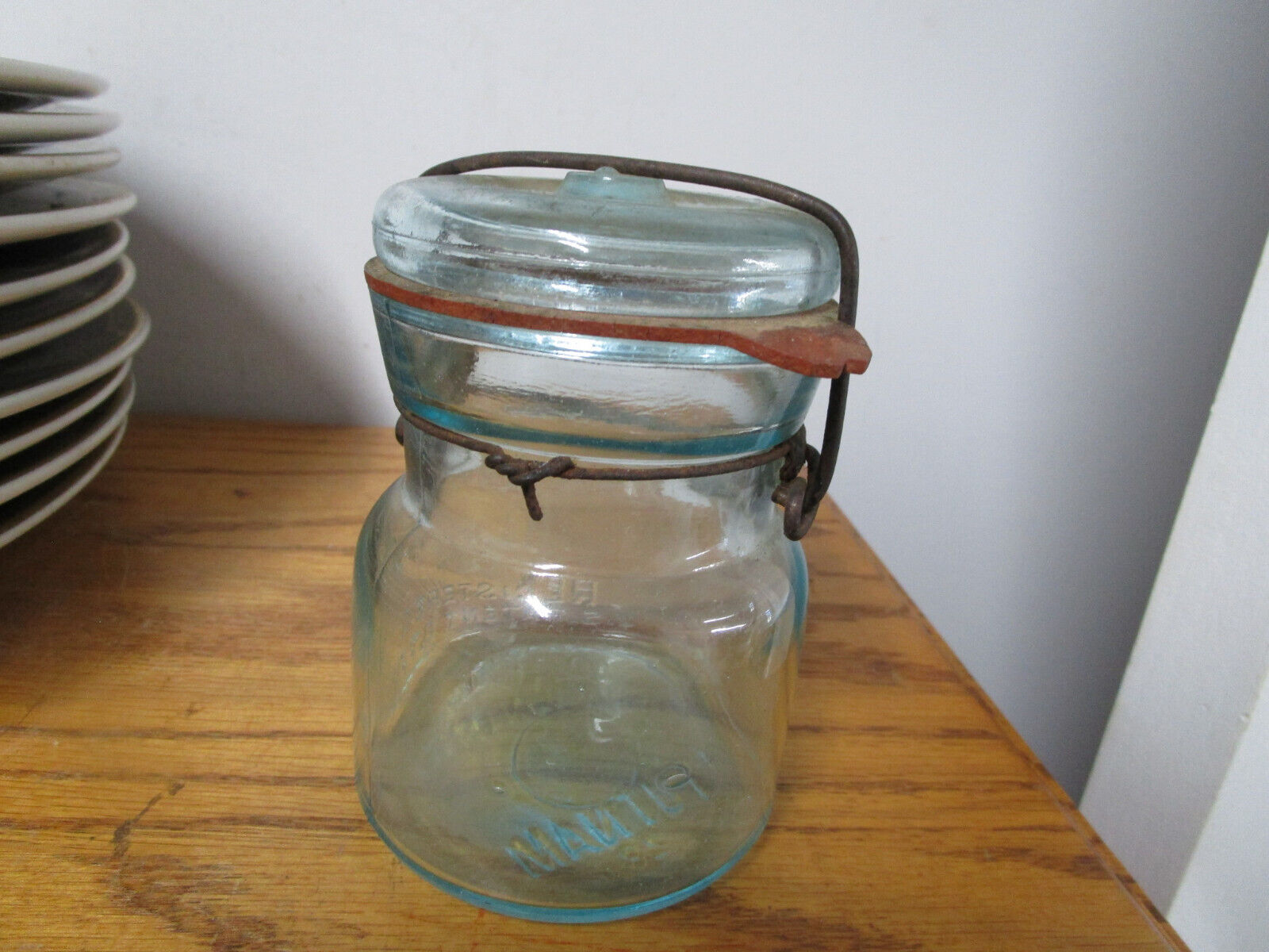 Lightning Putnam Antique Aqua Jar Trade Mark Wire Bail Latch Glass Lid Marked 28