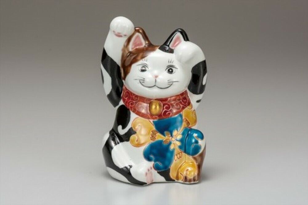 Japanese lucky fotune cat Kutani yaki porcelain Full hand High drawing Japan