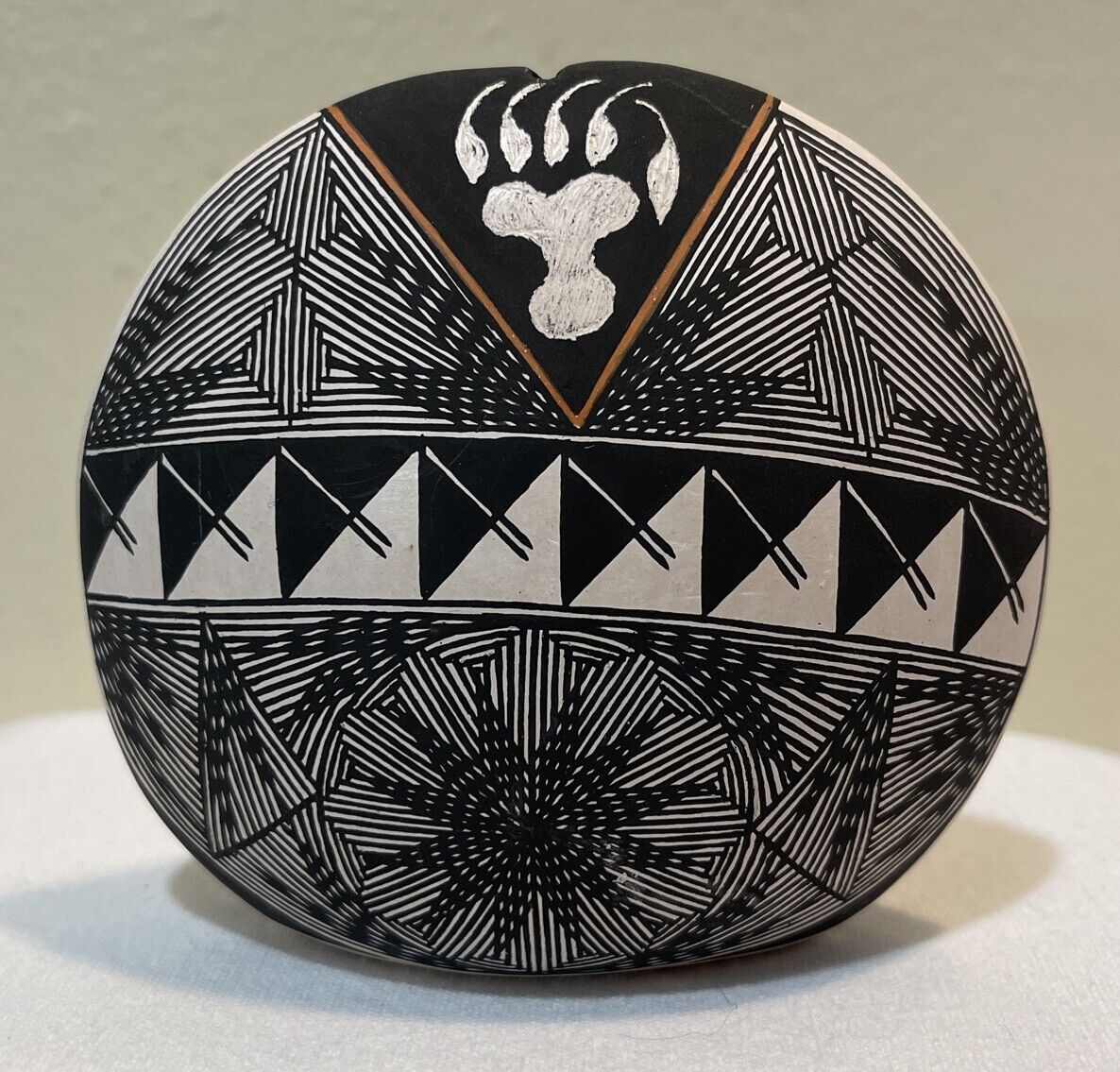 Pueblo Native American Fine Lined Seed Bowl by Brian Delorme SKY CITY Acoma N.M.