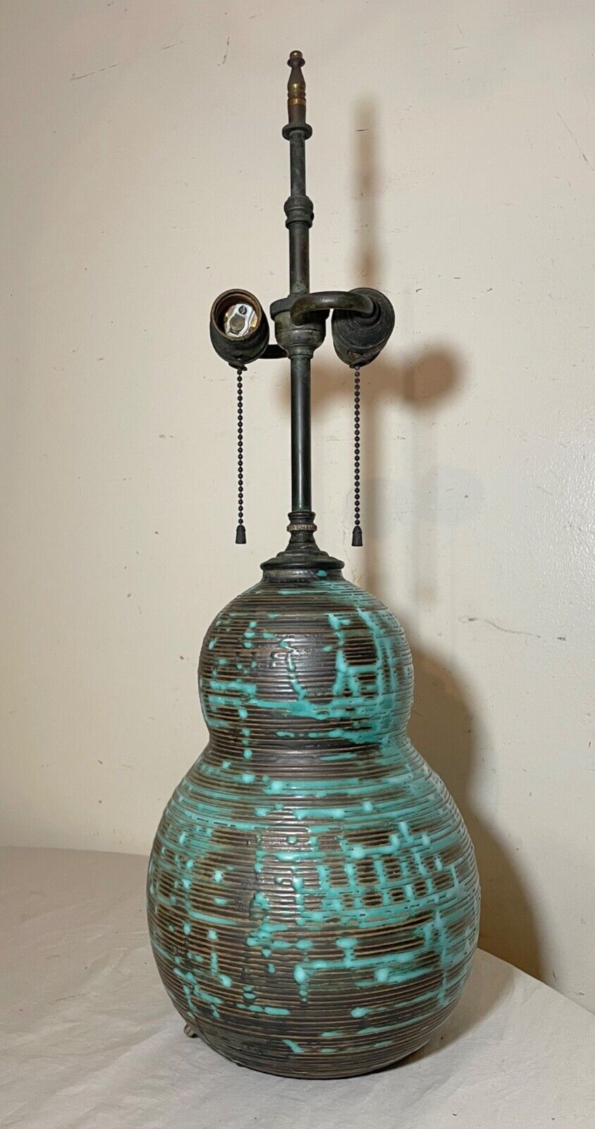 antique ornate green drip glazed gourd pottery vase brass electric table lamp