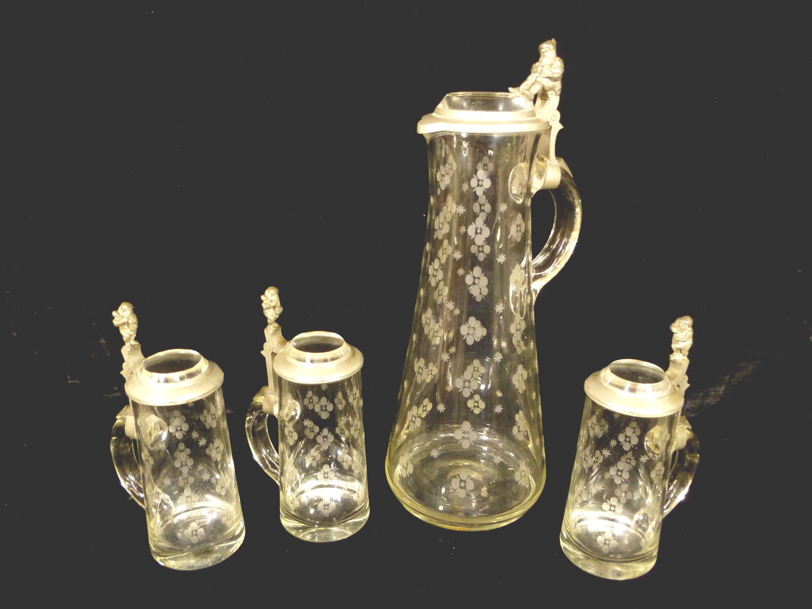 FANTASTIC RARE GERMAN ETCHED GLASS GNOME TANKARD & THREE MUG SET – CIRCA 1880