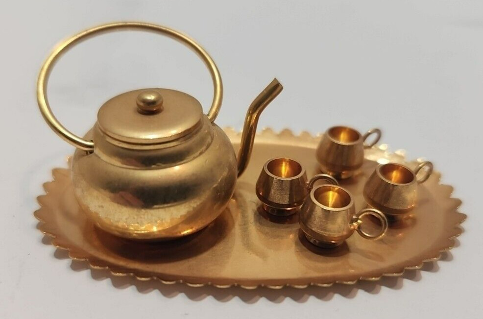 Vtg Miniature Dollhouse Brass Teapot With 4  Cups & Platter