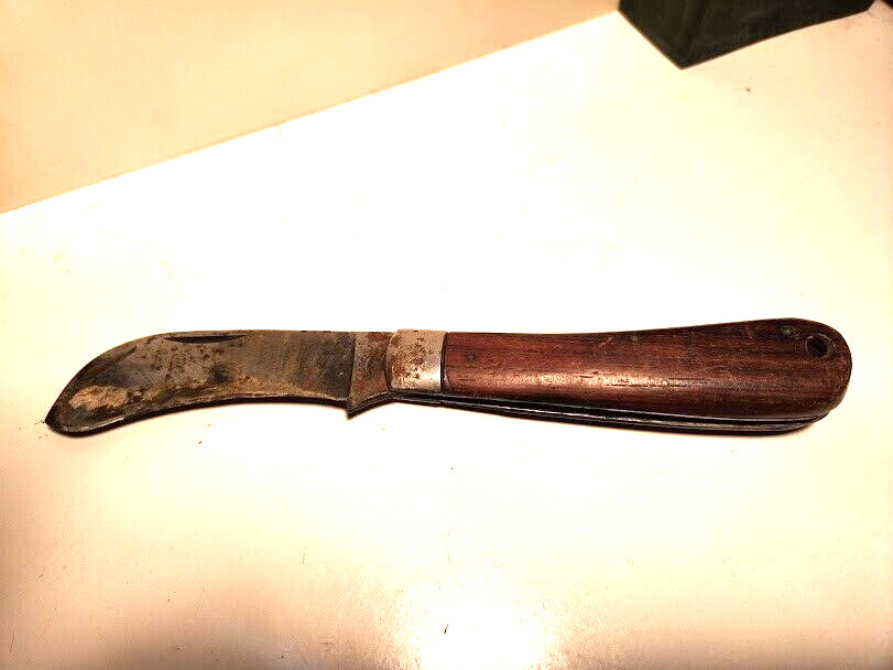 Antique  RUSSELL U.S.A. Very early Folding Knife Wood Handle Hook Blade Rare
