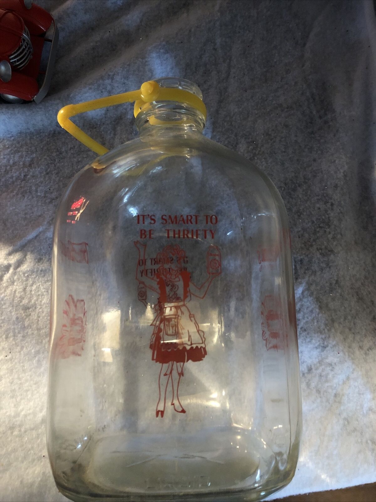 RARE FOUR SIDED Vintage Borden’s One Gallon Glass Milk Bottle Jug SQUARE ELSIE