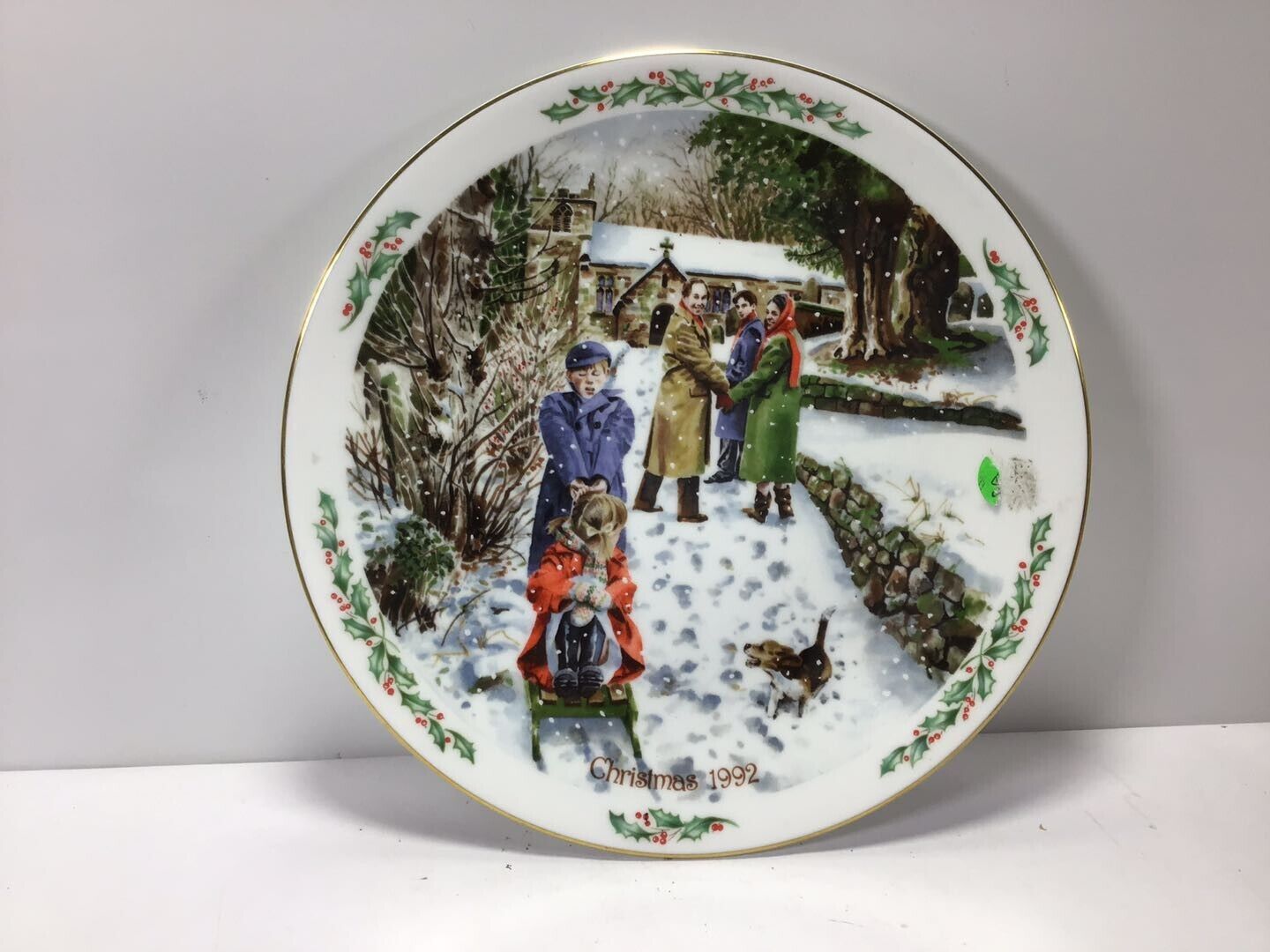 U30 Vintage Antique Royal Doulhton Family Christmas Design Porcelain Plate