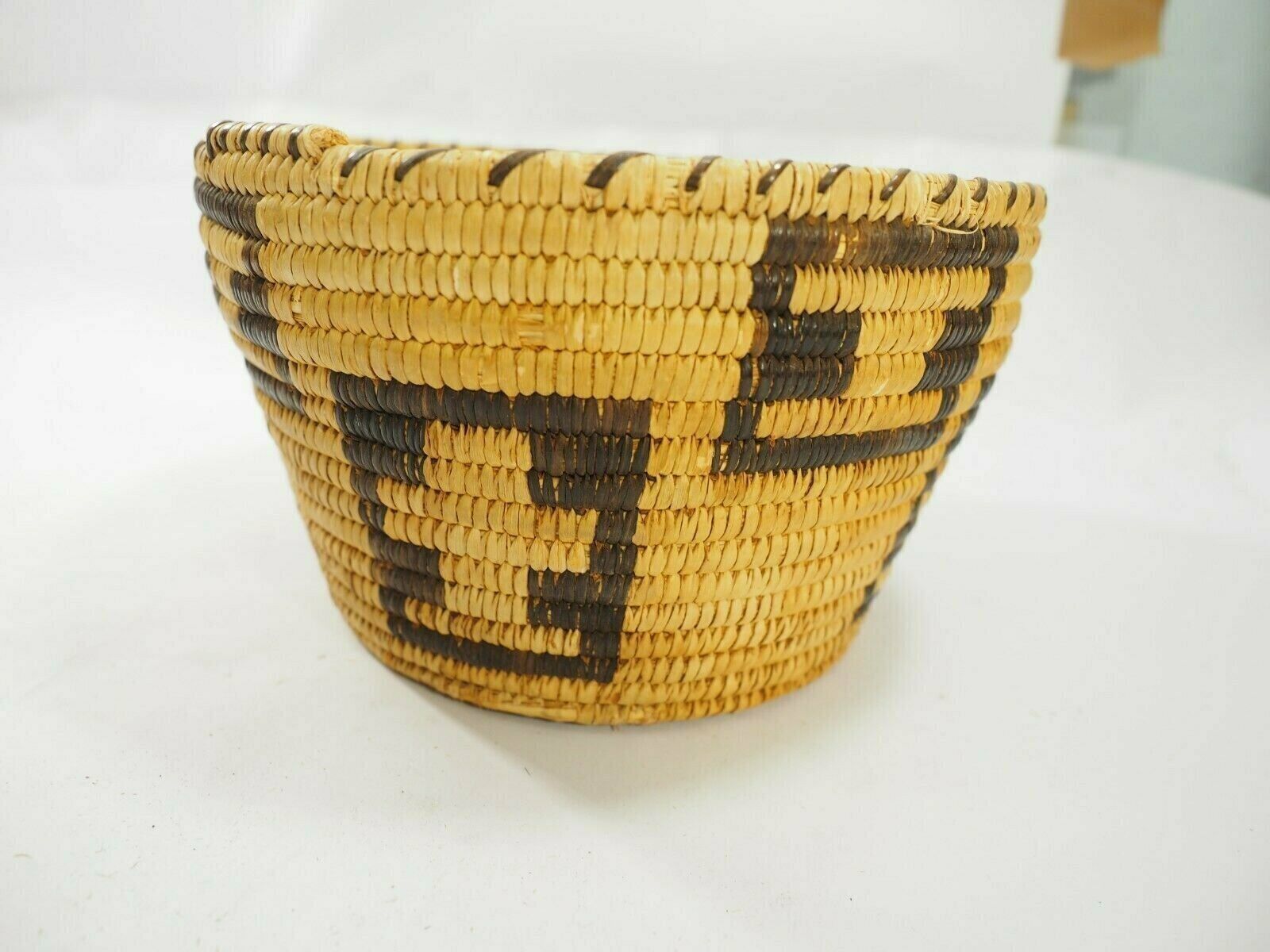 Vintage Pima Woven Basket Yucca and Devilsclaw  8.25\