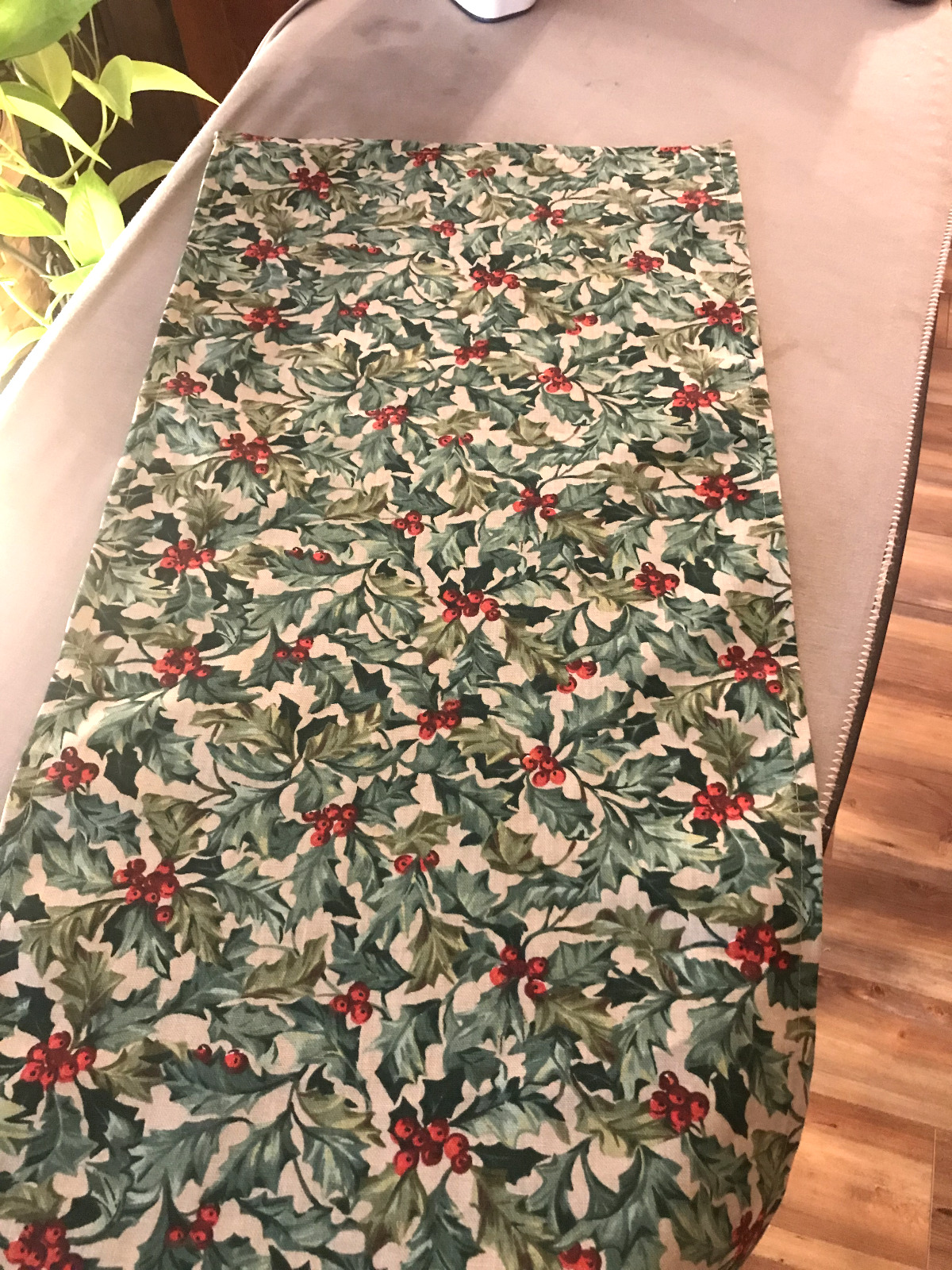 Custom-made w/ LONGABERGER AMERICAN HOLLY Christmas Holiday fabric Table runner