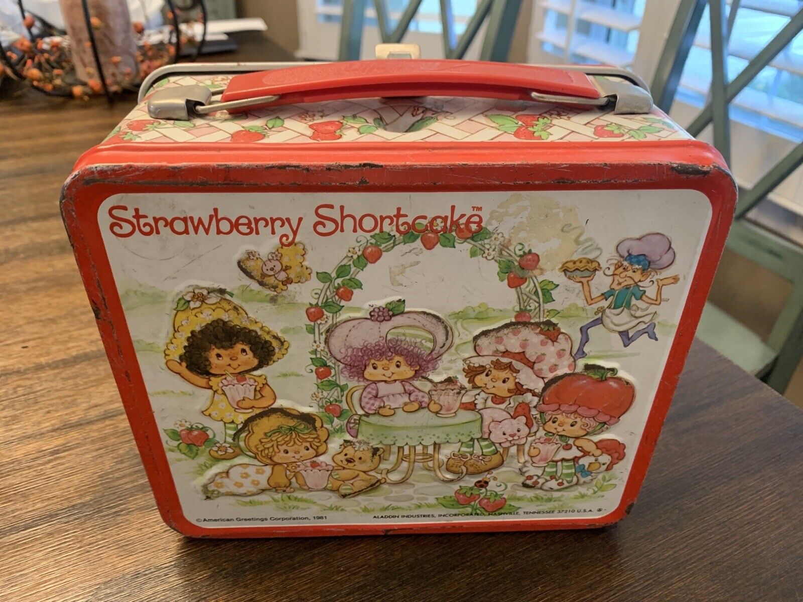 Vintage 1980 1981 Strawberry Shortcake Tin Metal Lunchbox 80s Lunch Box