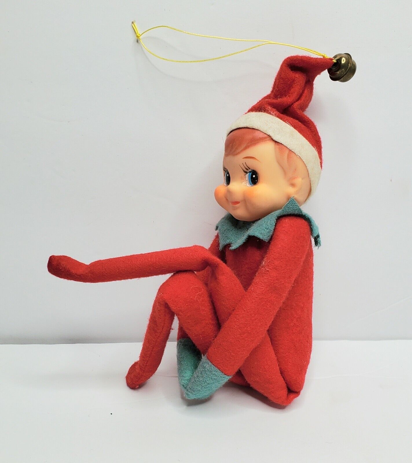 Vintage Christmas Pixie Elf Knee Hugger JAPAN Plastic Tree Felt Side Eye 