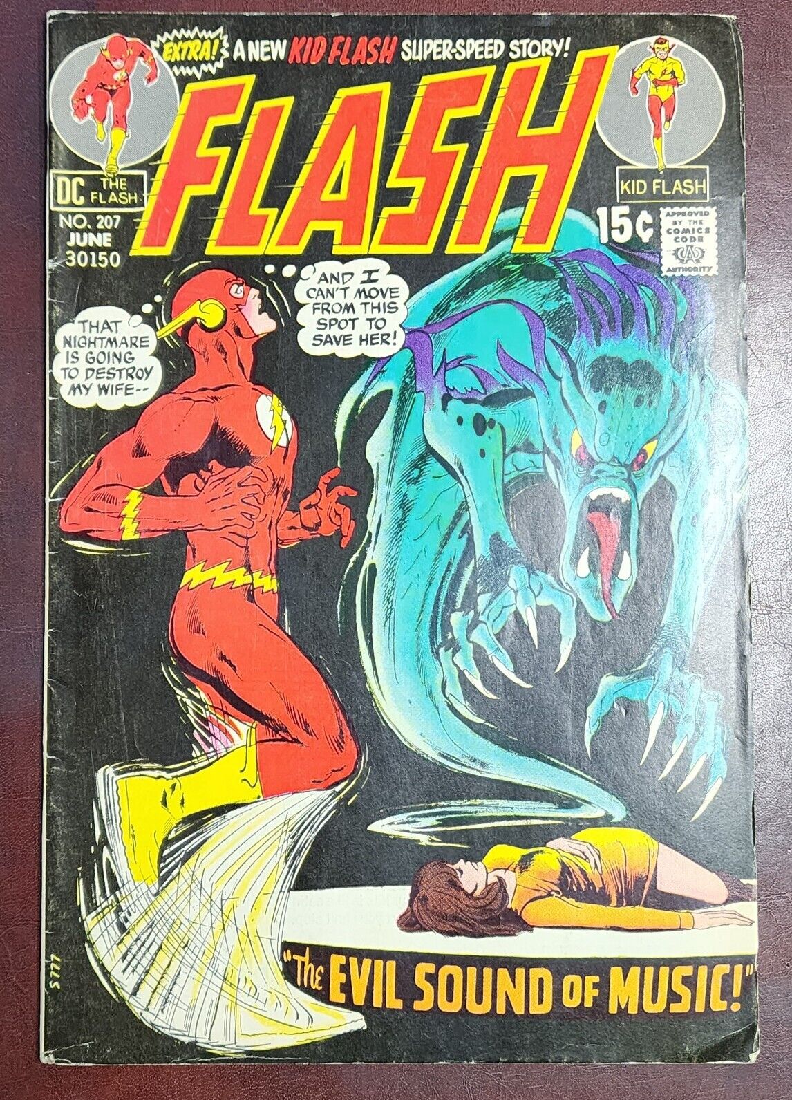 Flash #207 Neal Adams cover DC Comics Silver age VG