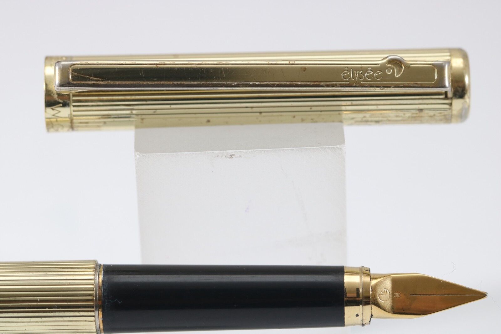 Vintage (c1981-89) Elysee No. 70 Classique Gold Medium Fountain Pen, GT