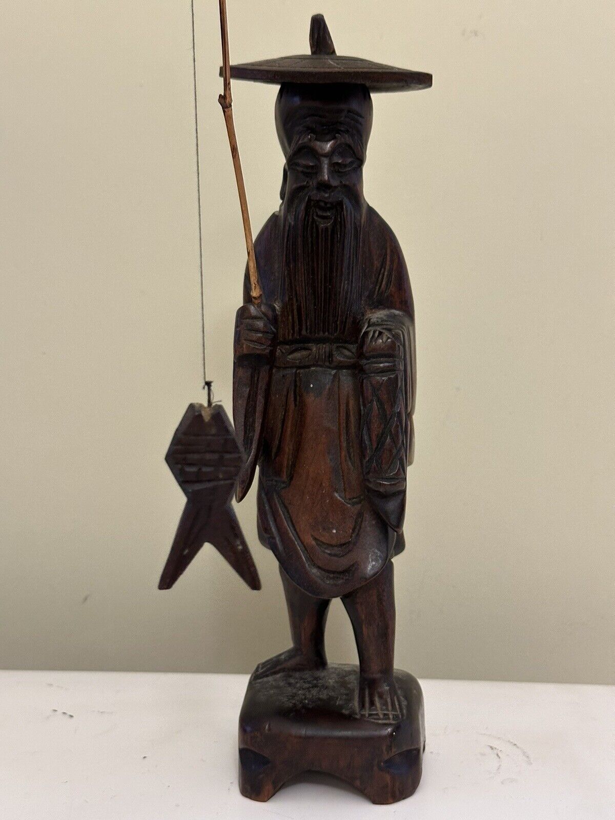 VINTAGE ORIENTAL ASIAN HAND CARVED Wood Fisherman Sculpture Figure