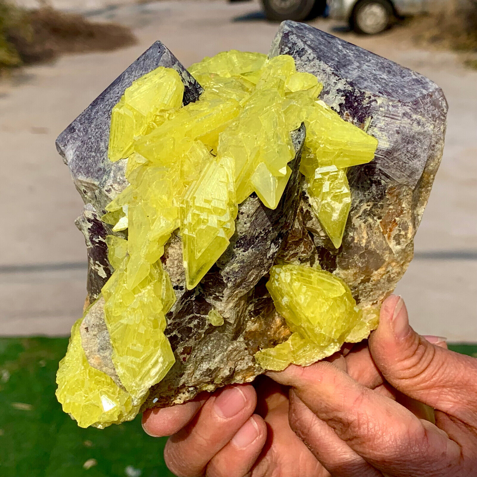 3LB Minerals ** LARGE NATIVE SULPHUR OnMATRIX Sicily With+amethyst Crystal