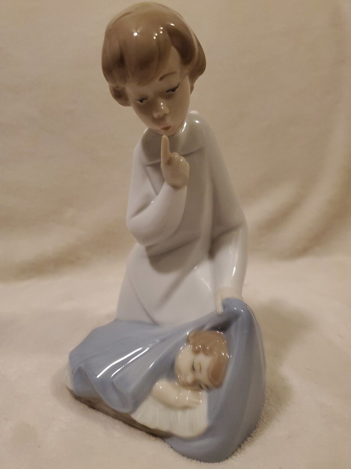 Vintage Lladro Figurine #32 Angel Sleeping Baby Made in Spain 7\