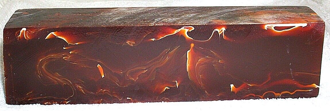 4 Pound 4.4 Oz 1940 Gram Wavy Amber Resin Block Cab Carving Rough SB38