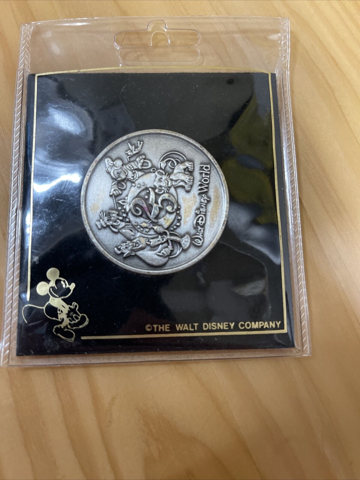Walt Disney World 25th Coin 1971-1996 Unused Original Package Mickey Mouse Goofy