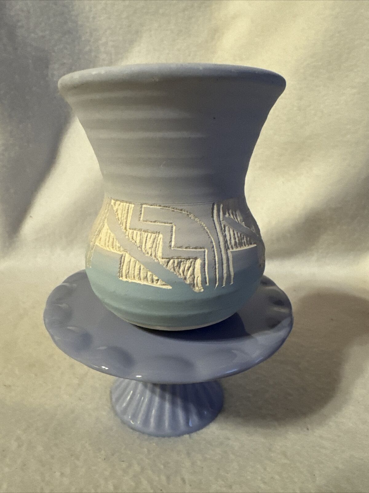 Small Cedar Mesa Pottery Etched Navajo  Blue & Cream Planter Vase