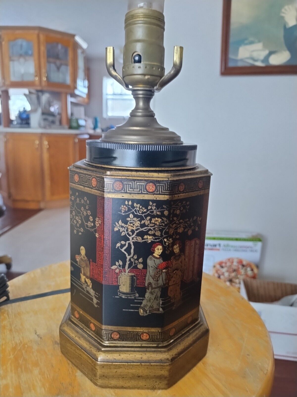 Frederick Cooper Vintage Mid Century Octagon Asian design Tea Tin Lamp Tea Caddy