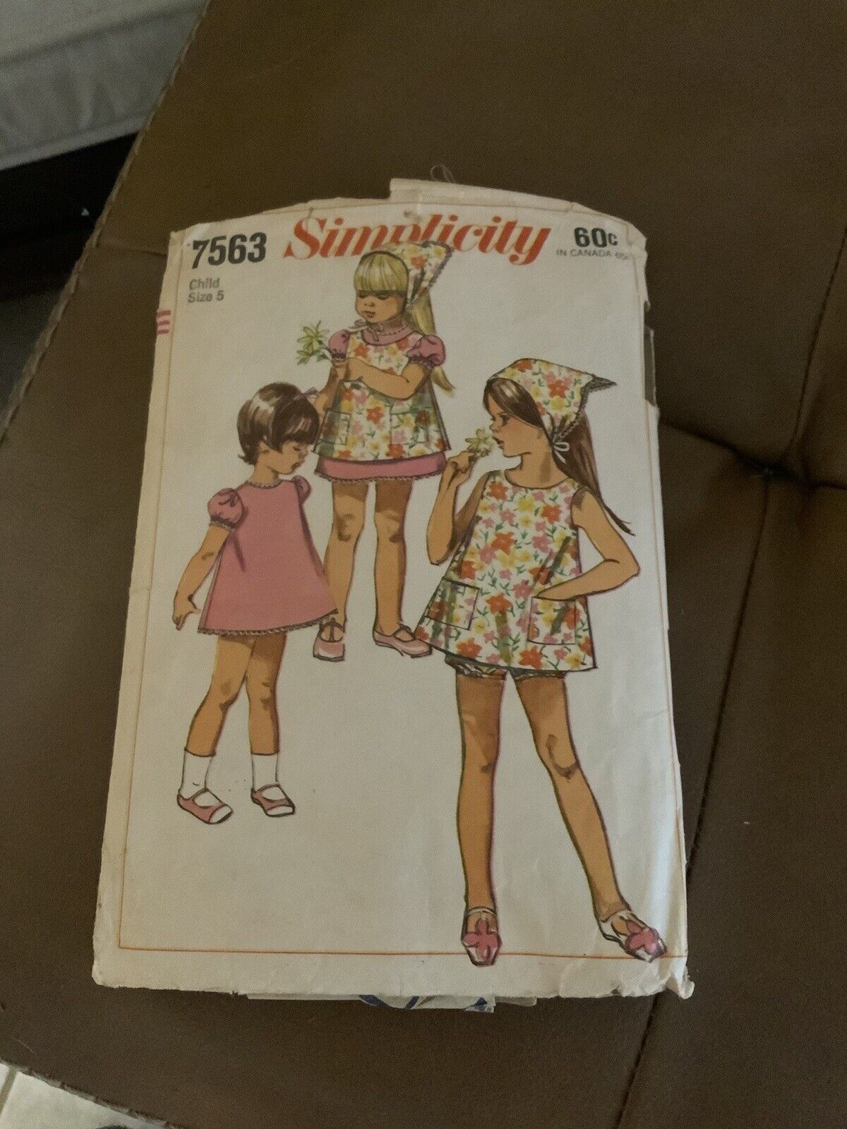 Simplicity Vintage Sewing Pattern Child Sz 5 Cut/Complete 7563