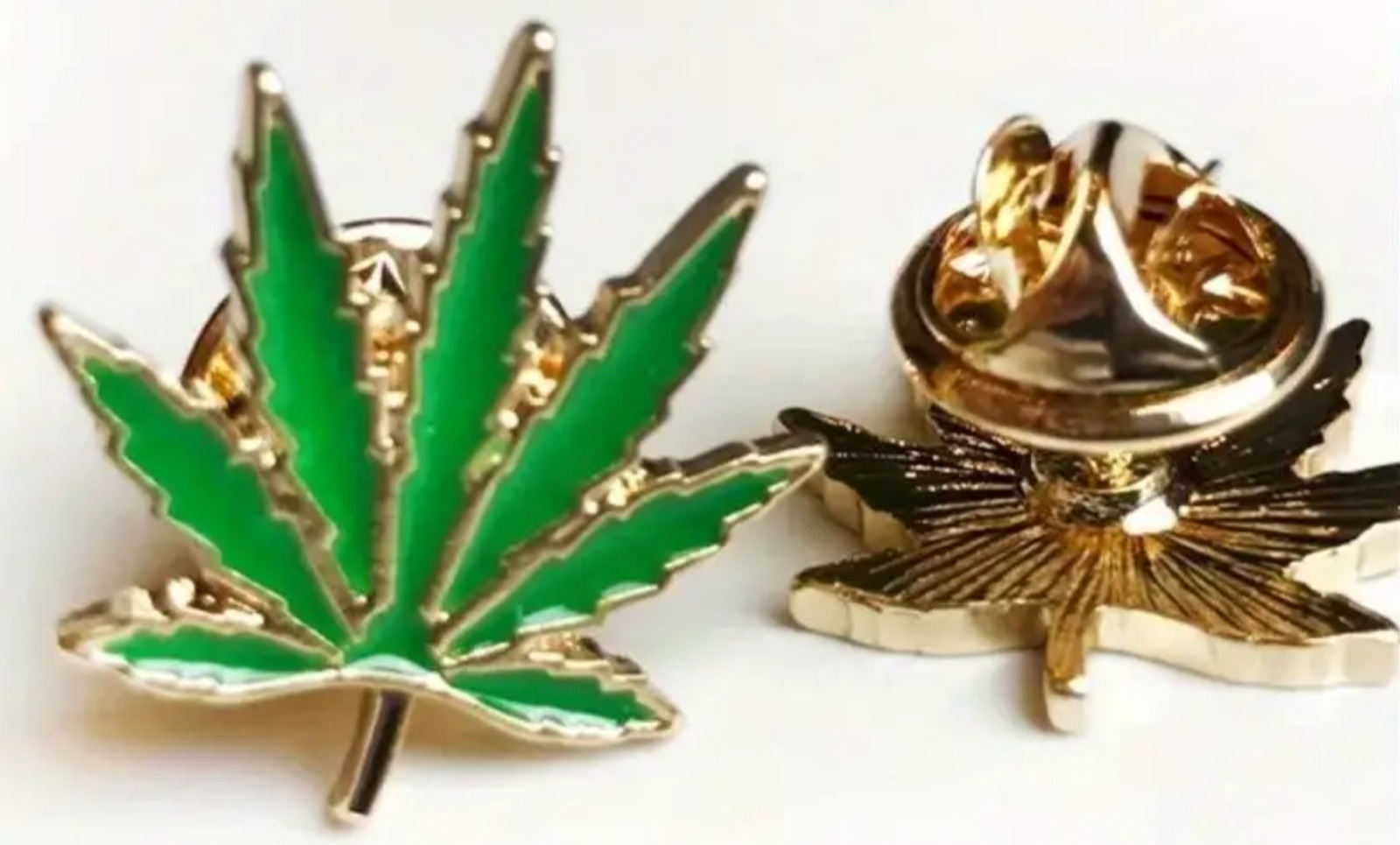 Marijuana leaf weed 420 smoke green enamel pin brooch - 