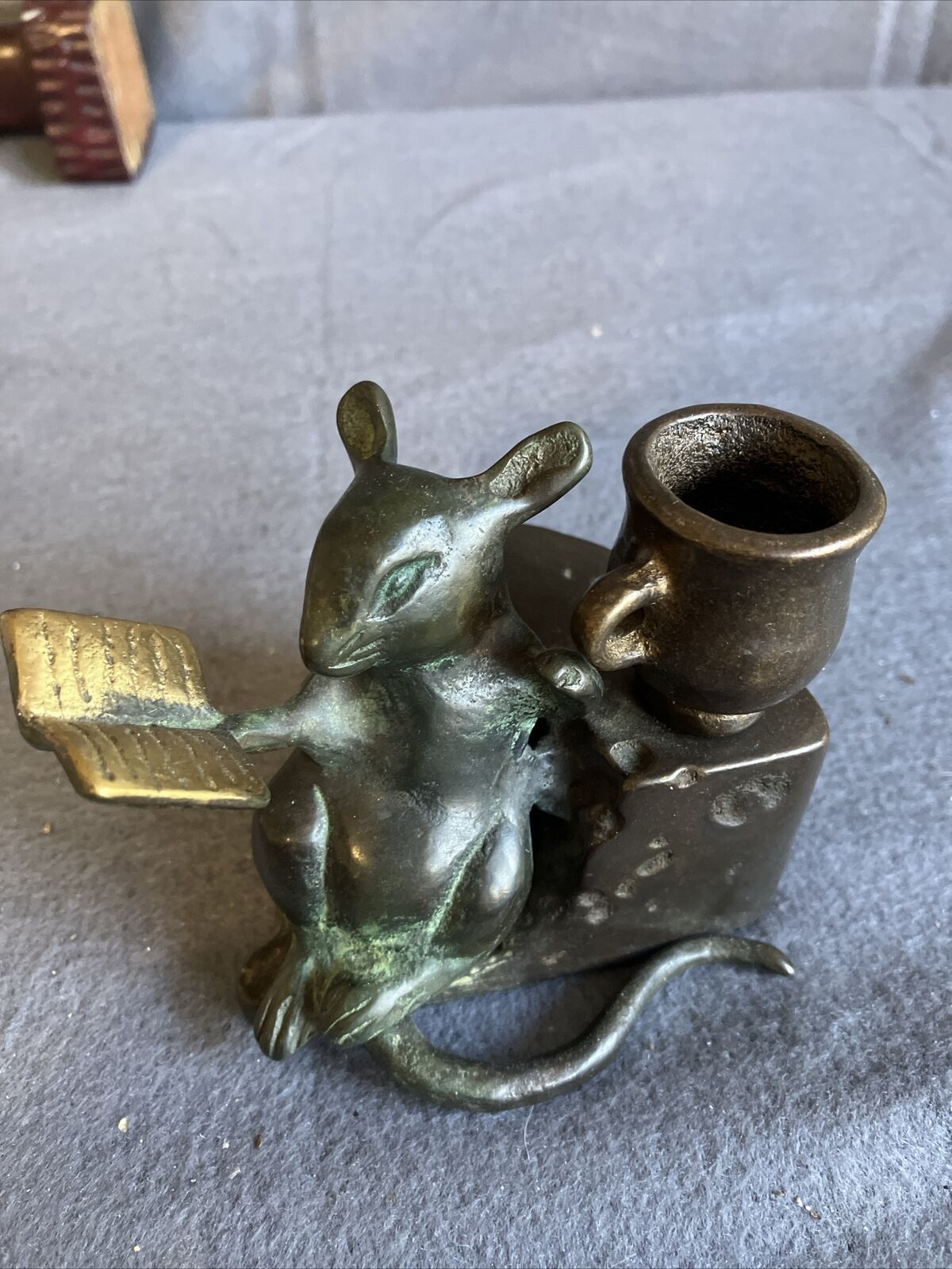 VINTAGE SPI -SAN FRANCISCO BRONZE READING MOUSE ON CHEESE CANDLE HOLDER
