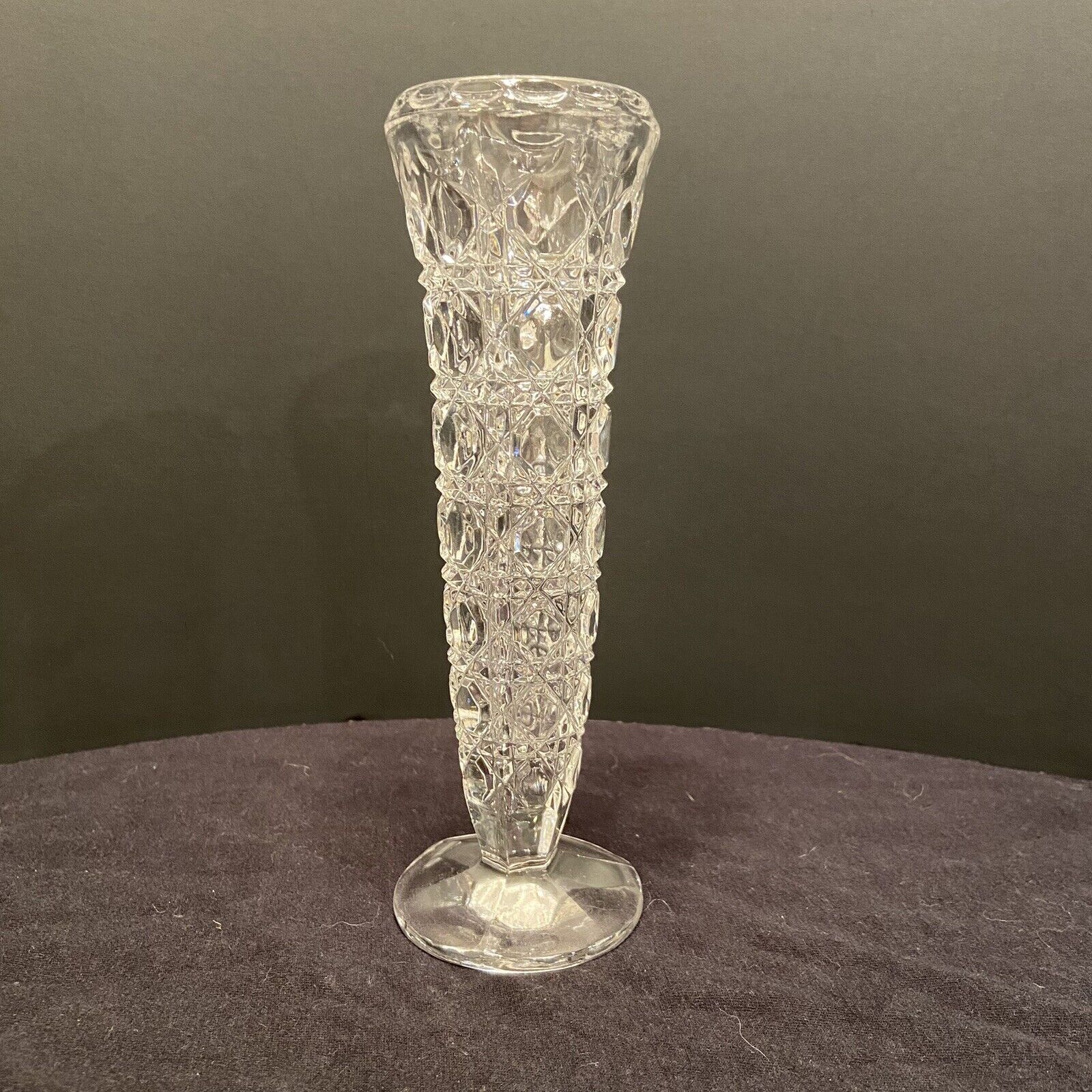 Elegant Heavy Crystal Cut Glass Graduated Clear Flower Bud Vase