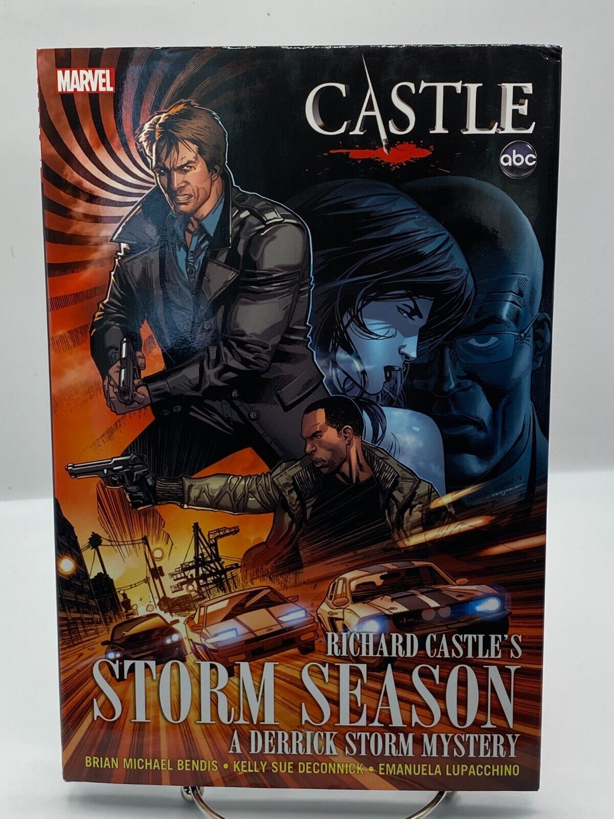 Castle :Richard Castle's Storm Season Graphic Novel BRAND NEW FAST SHIPPING