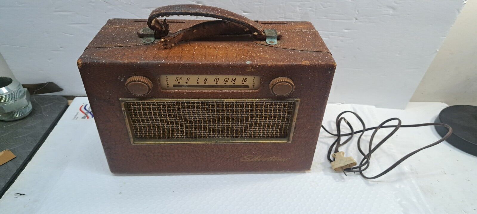 Antique Silvertone Tube Radio No. 225 Sears Roebuck & Co USA Works