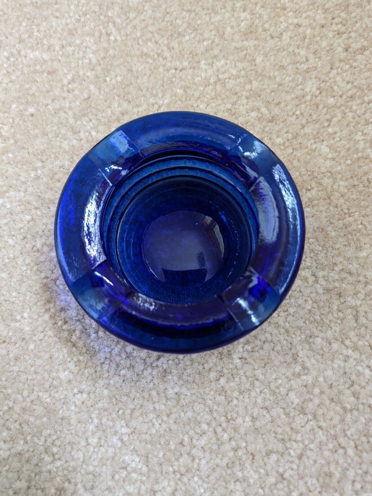 VTG ASHTRAY COBALT BLUE GLASS SMALL 4 SLOTS RIBBED BASE 3.5\