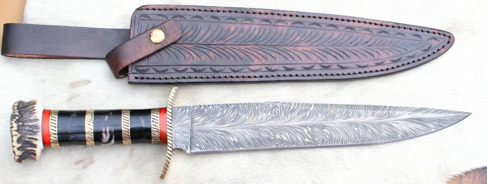 BEAUTIFUL CUSTOM HAND MADE DAMASCUS STEEL HUNTING BOWIE KNIFE HANDLE STAG HORN