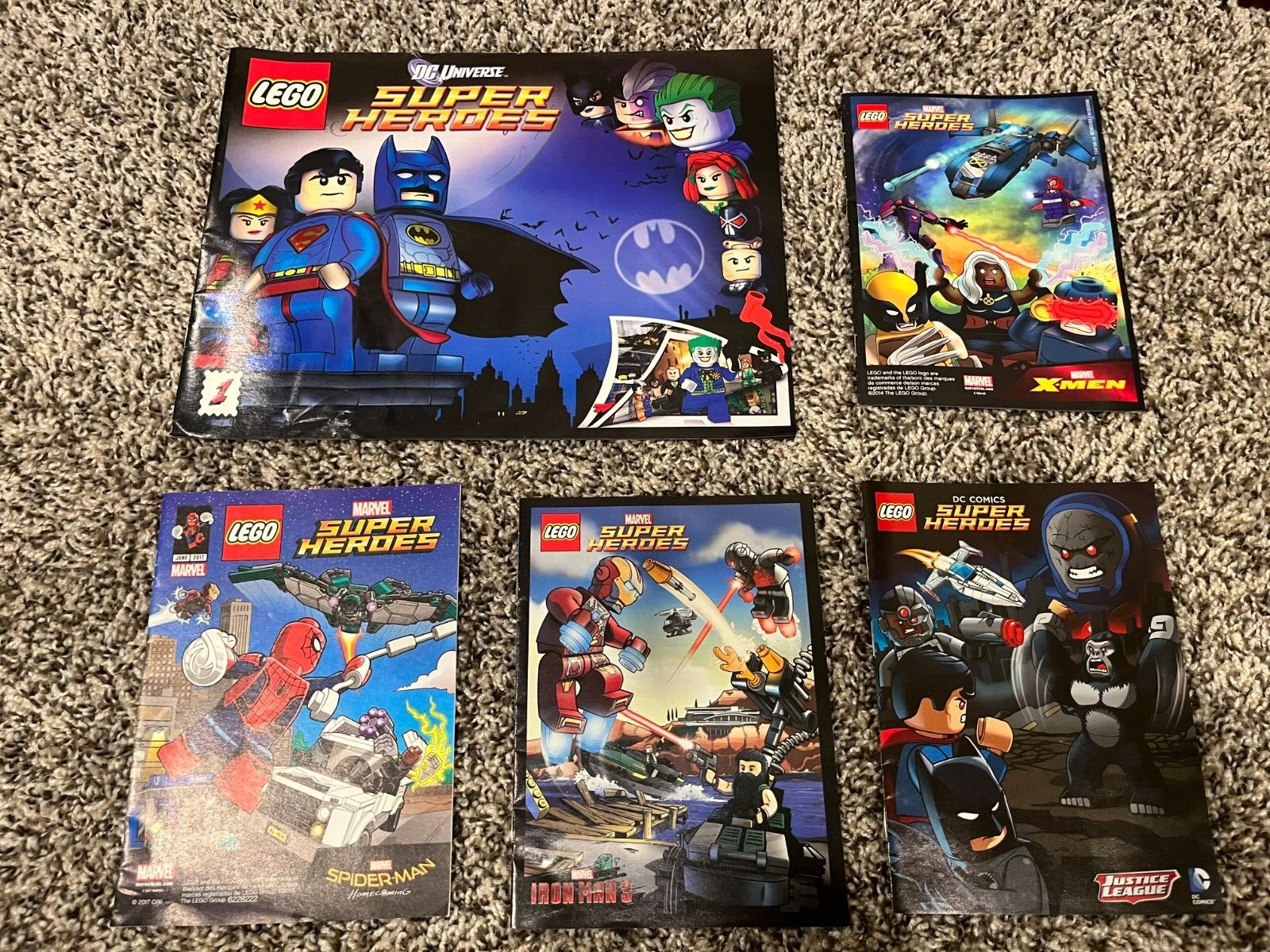 Lego DC/Marvel Super Heroes Mini-Comic Mixed Lot of 5